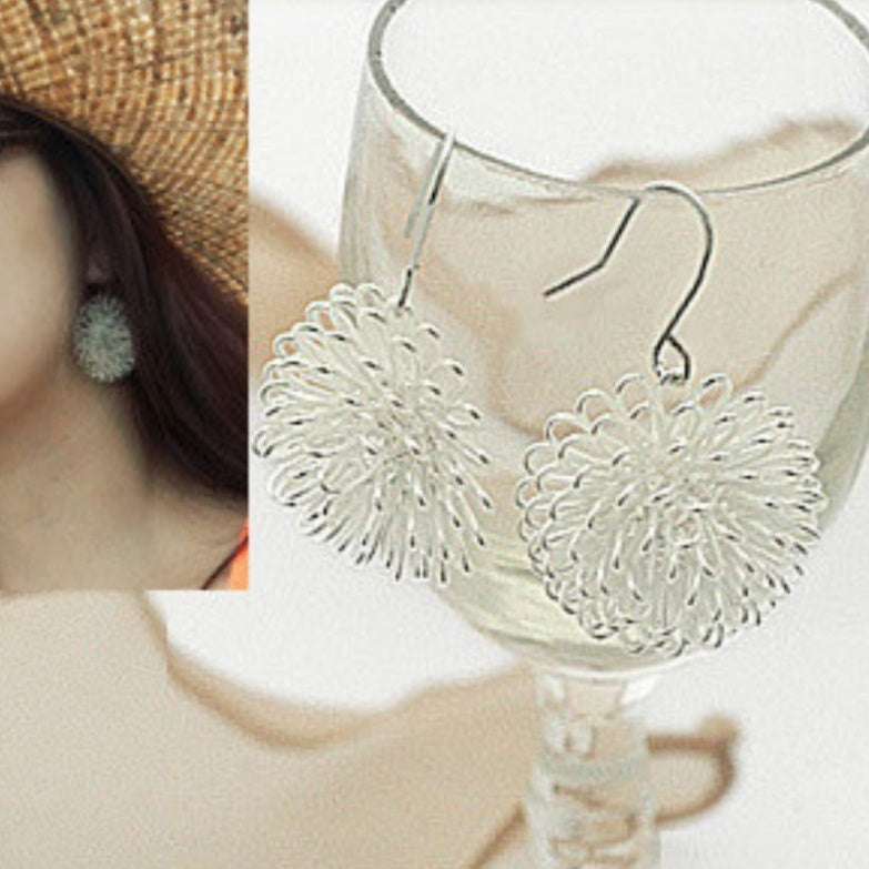 Large Sunflower Hollow-out Elegant Extraordinary Ear Hook Earrings