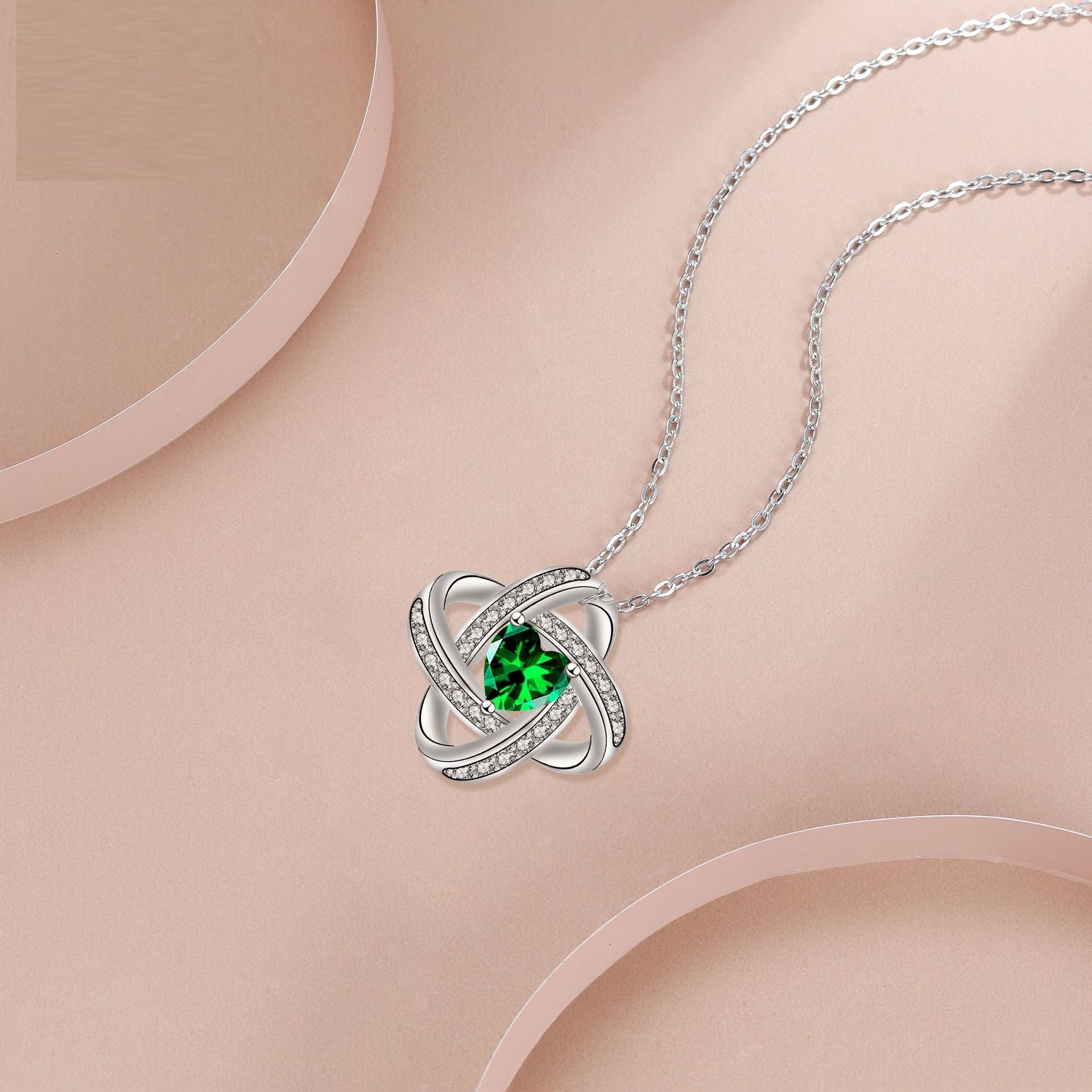 Lucky Four-Leaf Clover High-grade Women's Necklace European And American Ornament
