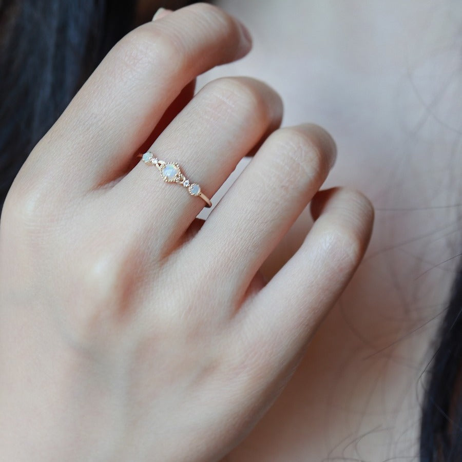 Japanese Style Mild Luxury Classic Hollow Style Ring