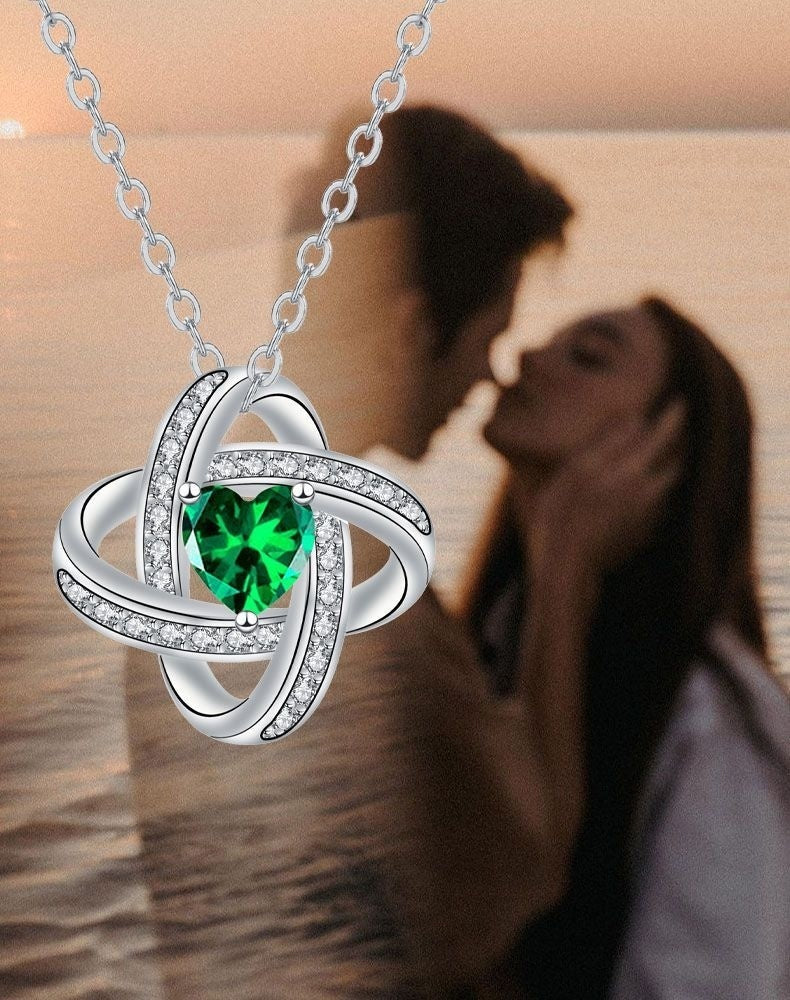 Lucky Four-Leaf Clover High-grade Women's Necklace European And American Ornament