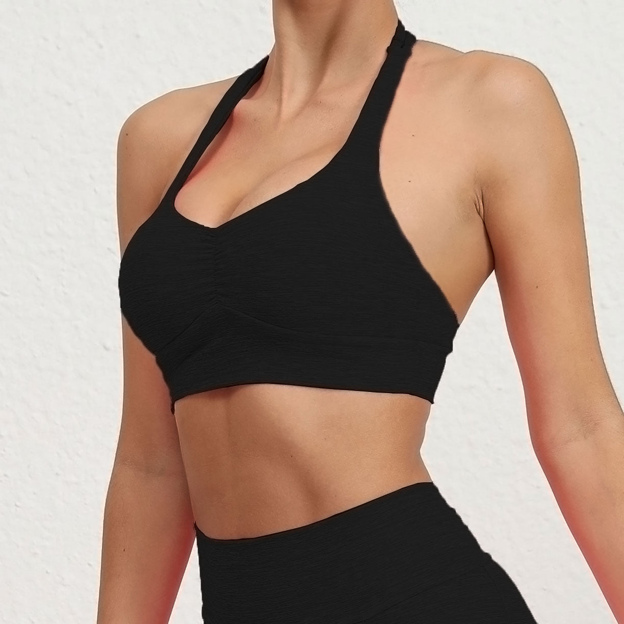 Adjustable Shoulder Strap Halter Sports Bra