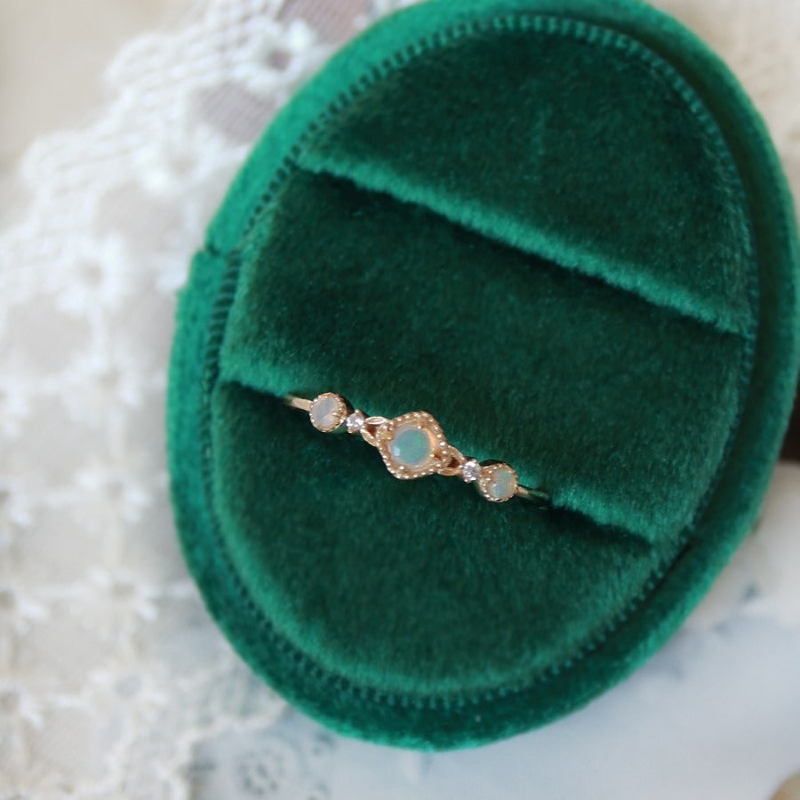 Japanese Style Mild Luxury Classic Hollow Style Ring